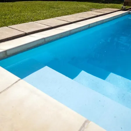 Pyreneasy 3 Gites, 8 Bedrooms For A Large Group Chalet Izaux
