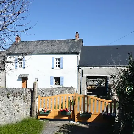Pyreneasy 3 Gites, 8 Bedrooms For A Large Group * Izaux