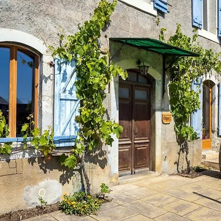 Pyreneasy 3 Gites, 8 Bedrooms For A Large Group בקתה